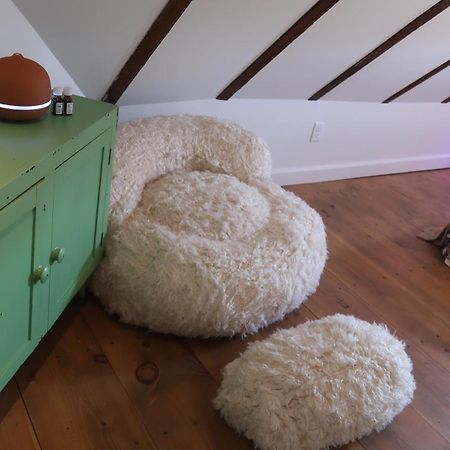 Creative Private Attic 1Br Suite Honey Brook Exterior foto